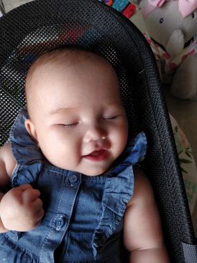 AADC symptoms | AADC News | Rylae-Ann pictured as a sleepy baby with droopy eyes