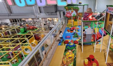 indoor playgrounds | AADC News | a bird's-eye view of an indoor playground with lots of colorful equipment